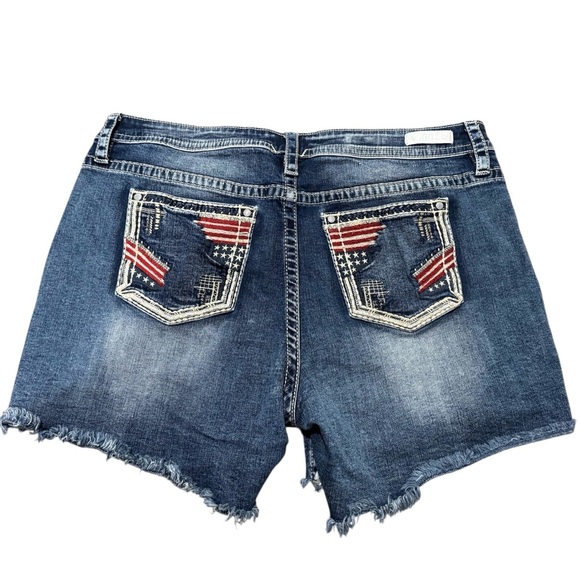 Vigoss Women’s Jean Shorts Size 20 With American Flag Pocket Frayed Hem - Picture 3 of 9